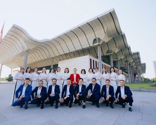 Cùng Nhuận Phát .,JSC tìm lại ngày tháng dấu yêu ngày xưa