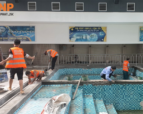 Phương pháp xử lý chống thấm dột bể bơi khi đang sử dụng