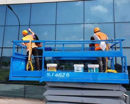 Quy trình lau kính toà nhà chuyên nghiệp nhất