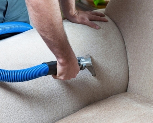 Dịch vụ vệ sinh đệm ghế văn phòng tốt nhất hiện nay