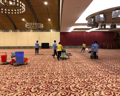 Quy trình vệ sinh thảm chuyên nghiệp tại Nhuận Phát