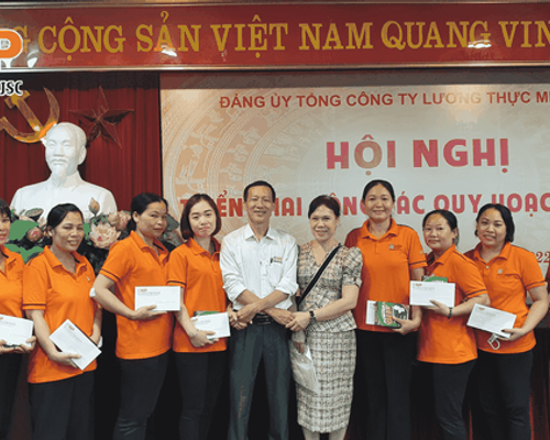 Dịch vụ vệ sinh văn phòng chuyên nghiệp tại các quận huyện Hà Nội