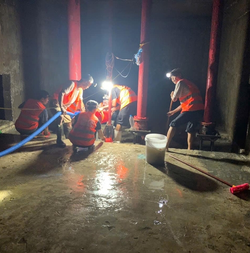 Dịch vụ chống thấm ngược hố thang máy