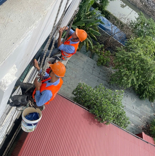 Dịch vụ Chống Thấm Vết Nứt Mặt Ngoài Tòa Nhà – Nhuận Phát